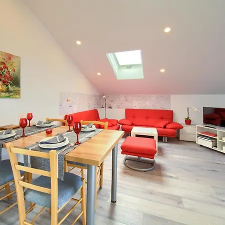 Apartment Fuer 5 Personen Ca 67 Qm In Njivice, Kvarner Bucht Krk Njivice